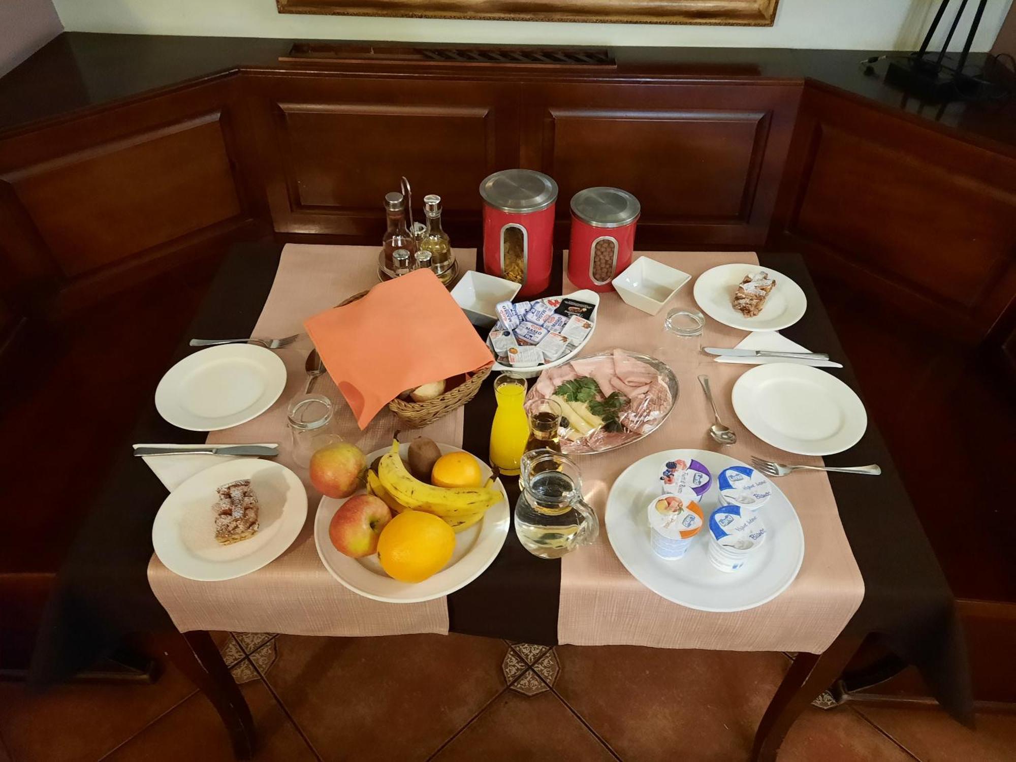 Rooms En Krajcar Cerknica ภายนอก รูปภาพ