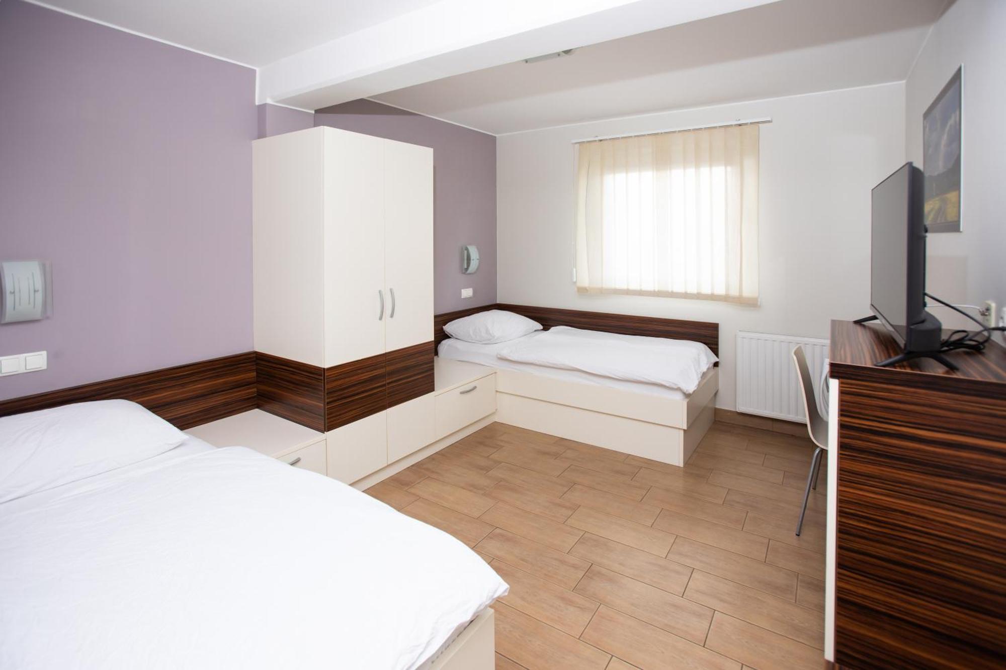 Rooms En Krajcar Cerknica ภายนอก รูปภาพ